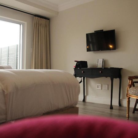 Thyme Wellness Spa And Guesthouse Кейптаун Екстериор снимка
