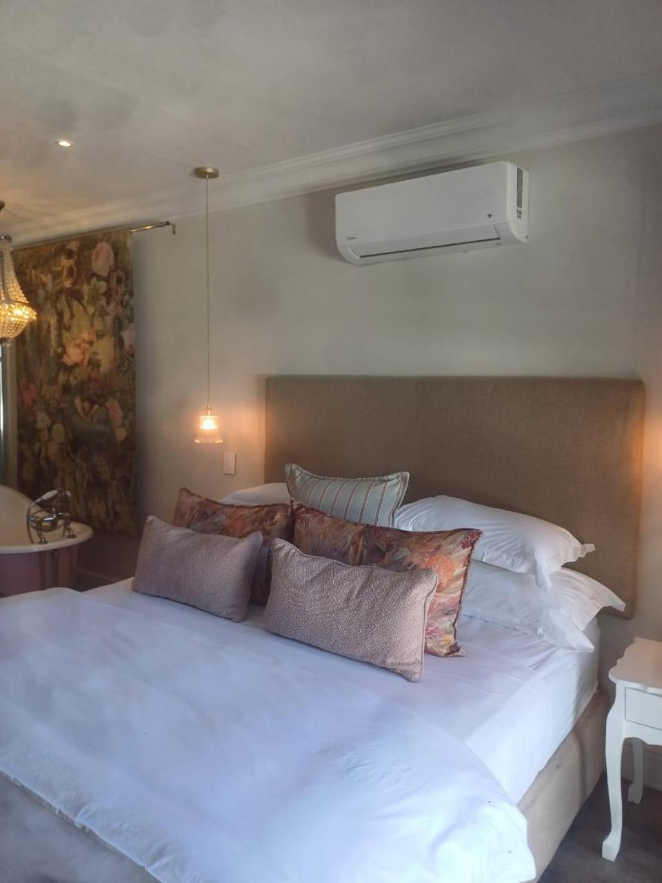Thyme Wellness Spa And Guesthouse Кейптаун Екстериор снимка